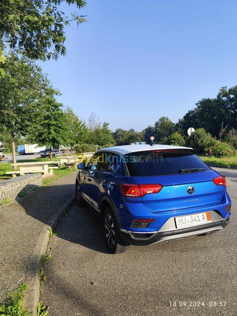 Volkswagen T-Roc 2022 Active