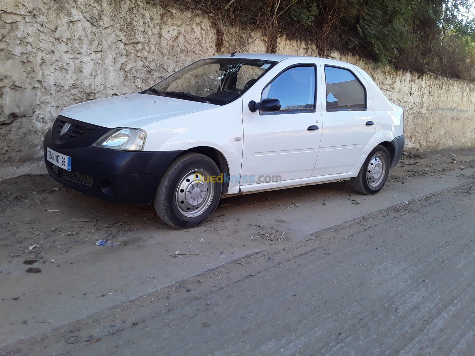 Dacia Logan 2007 La basse