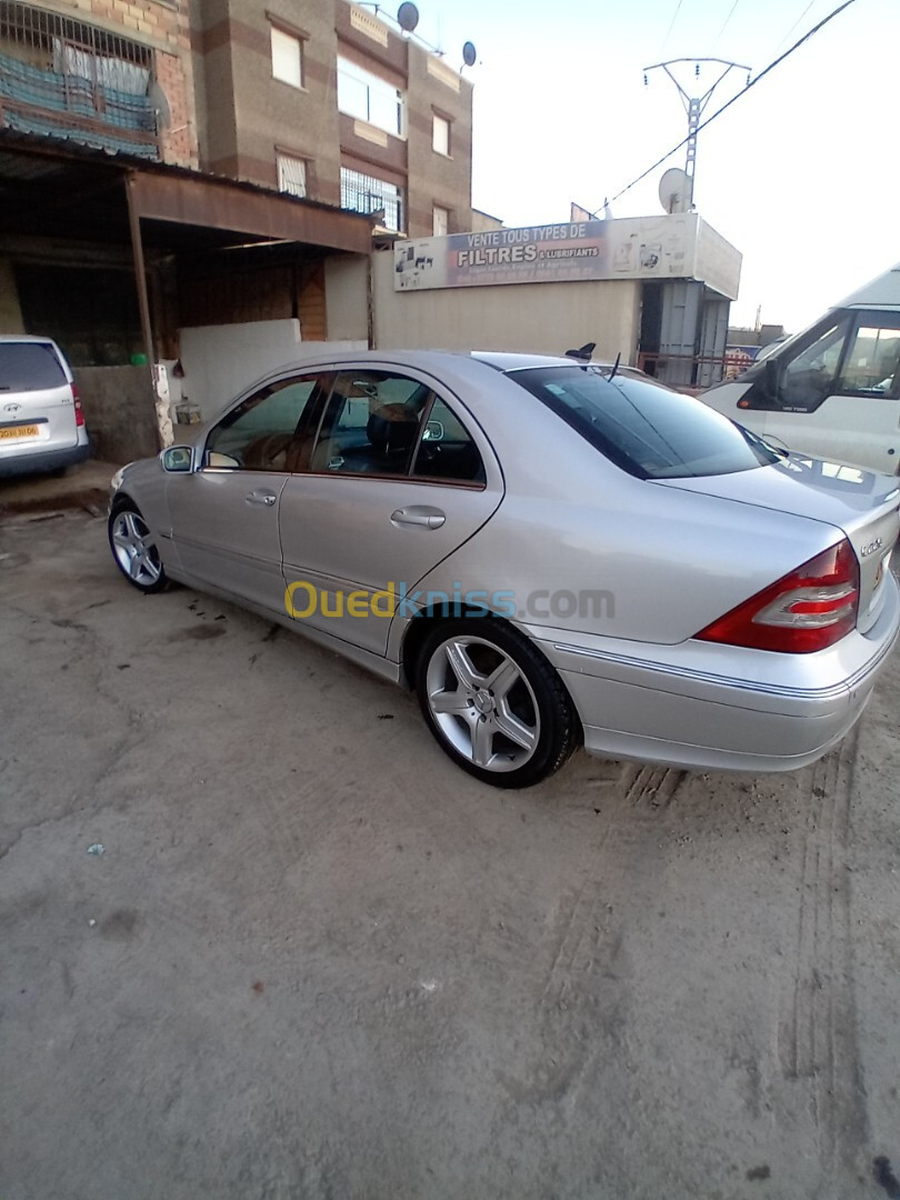 Mercedes Classe C 2005 Avangared