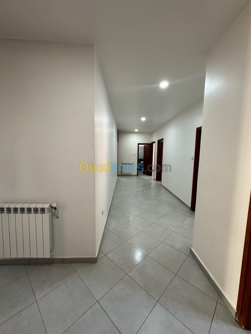 Location Appartement F3 Alger Draria