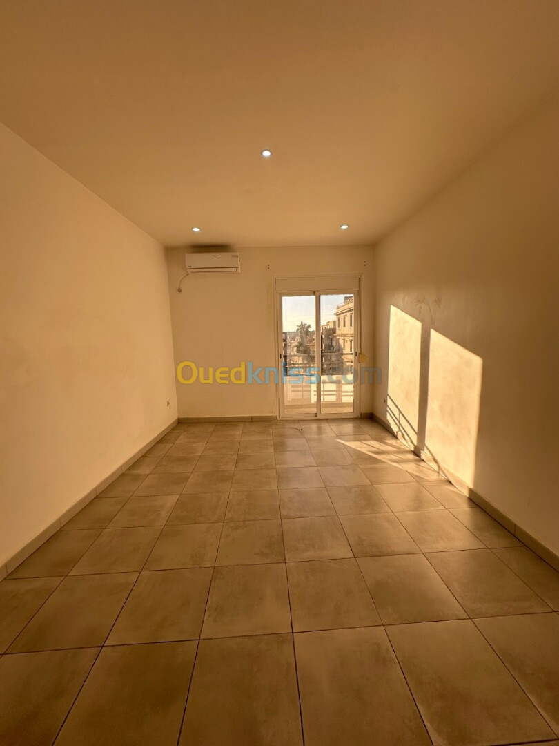 Location Appartement F2 Alger Draria