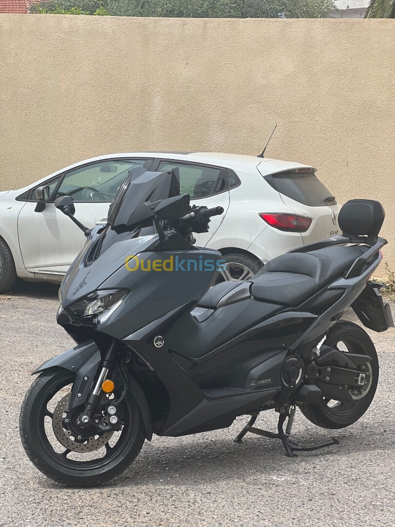 Yamaha T max 560 2021