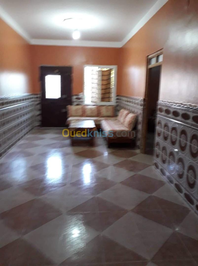 Location vacances Niveau De Villa F2 Tlemcen Marsa ben mhidi