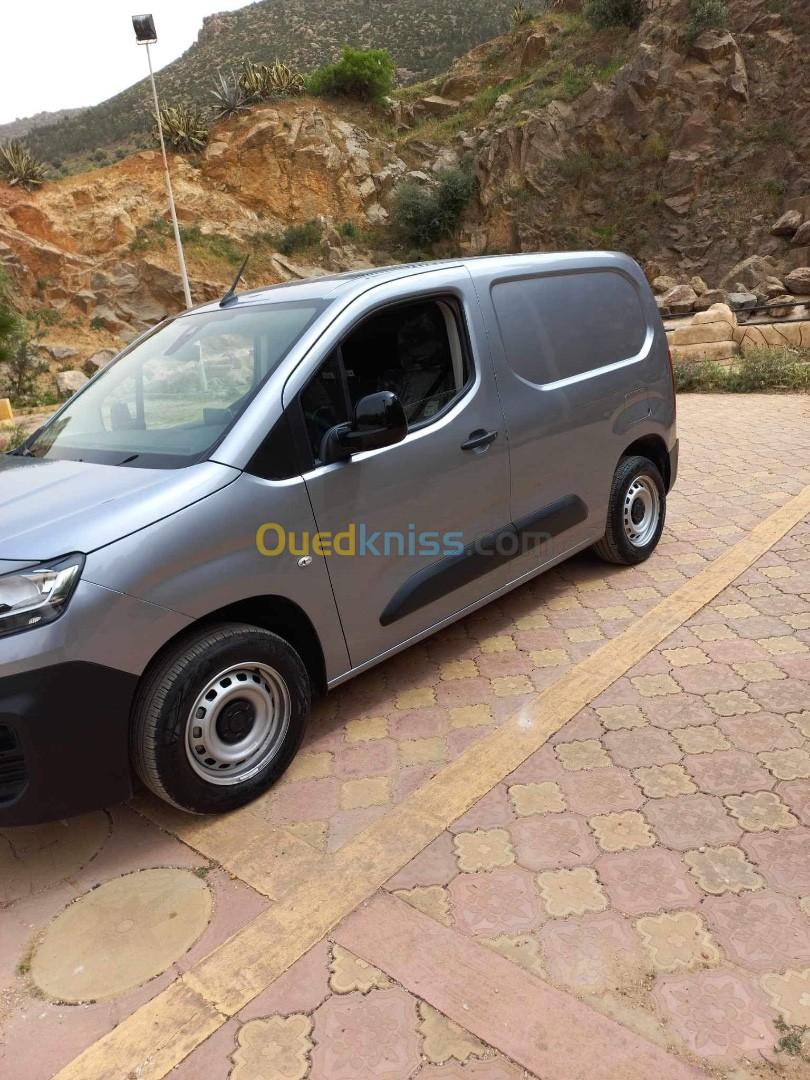 Fiat Professional Doblo 2023 Commercial