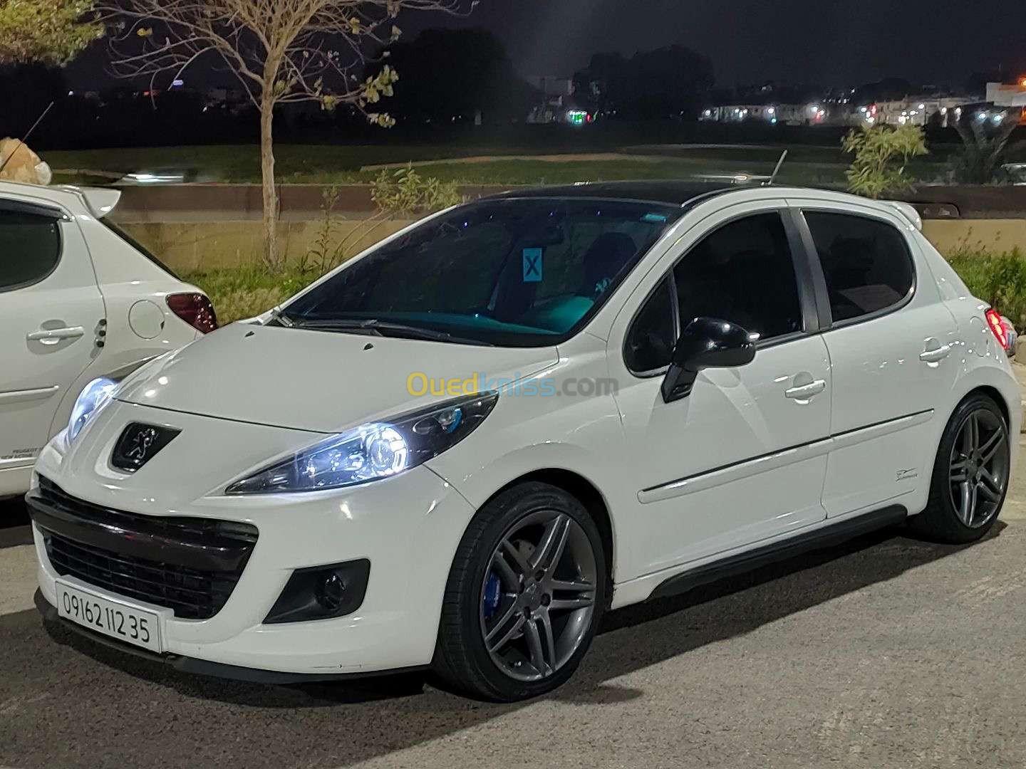 Peugeot 207 1.6hdi boit6 2012 