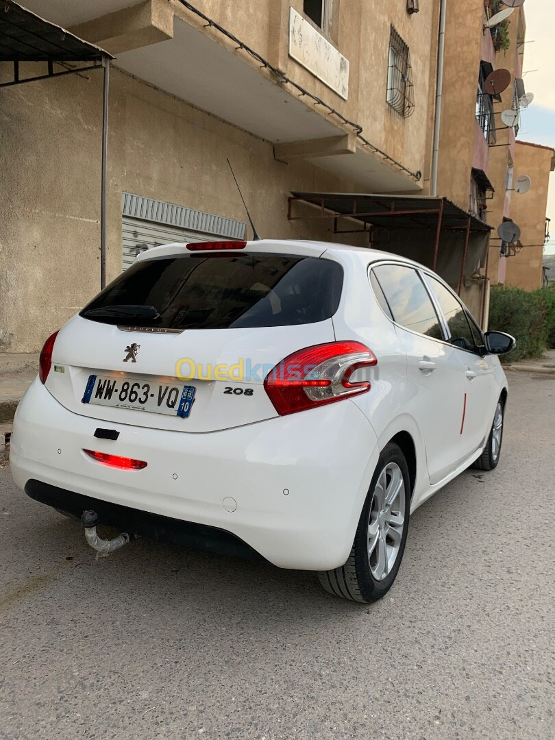 Peugeot 208 2014 Allure