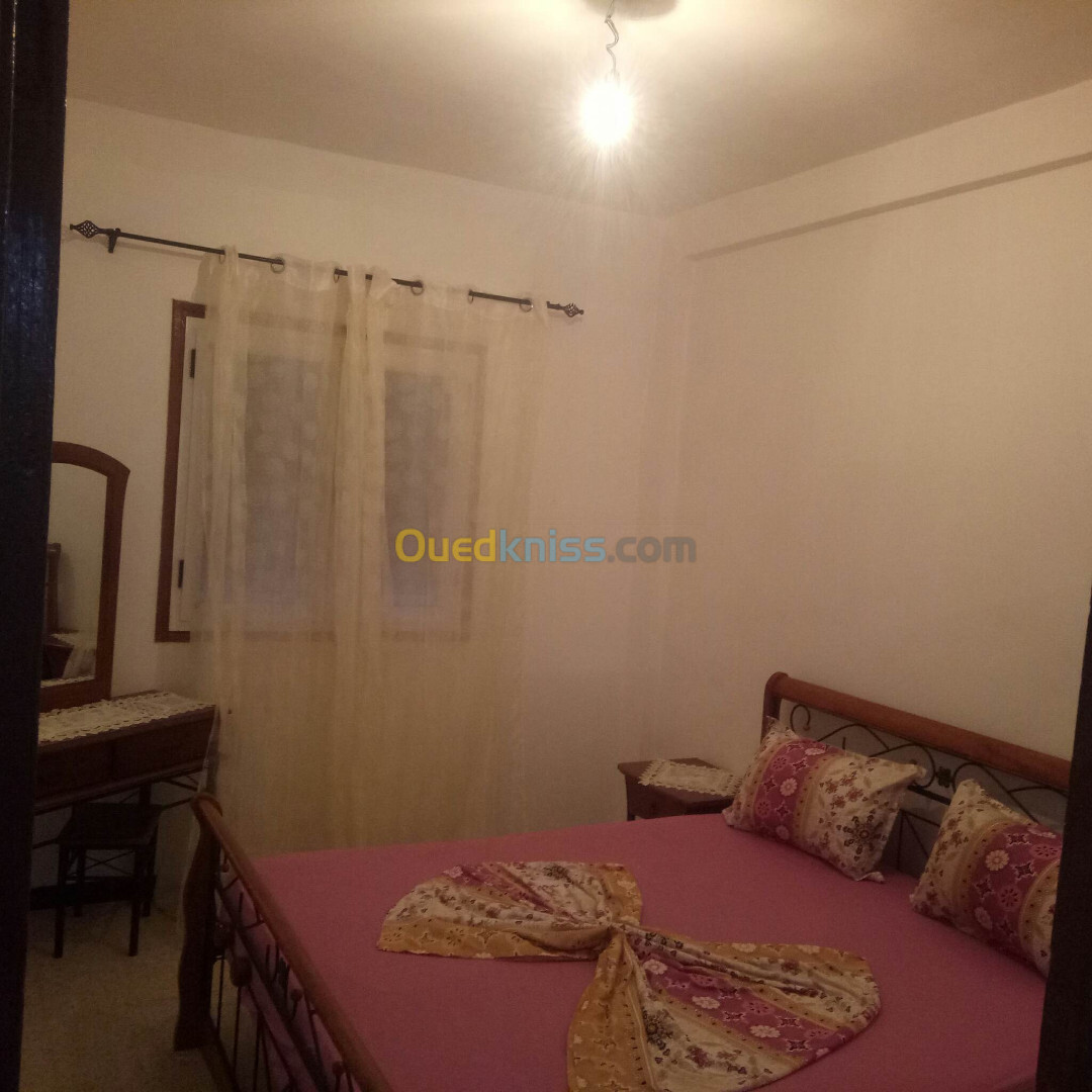 Location vacances Appartement F3 Mostaganem Mostaganem