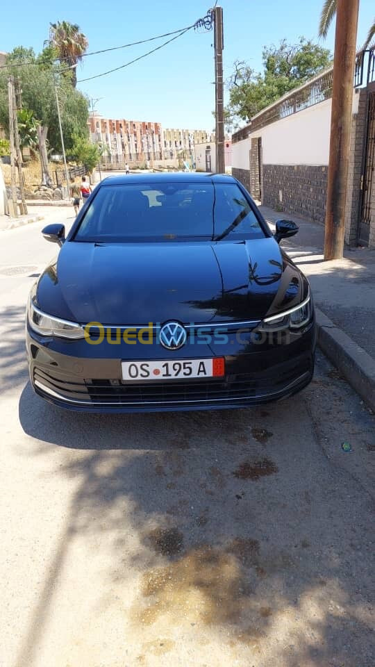 Volkswagen Golf 8 2021 active