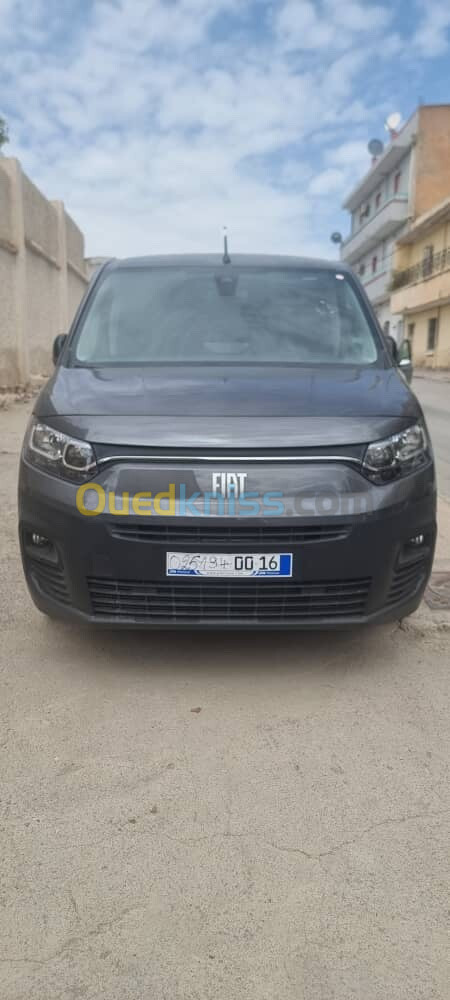 Fiat Doblo 2024 Italien