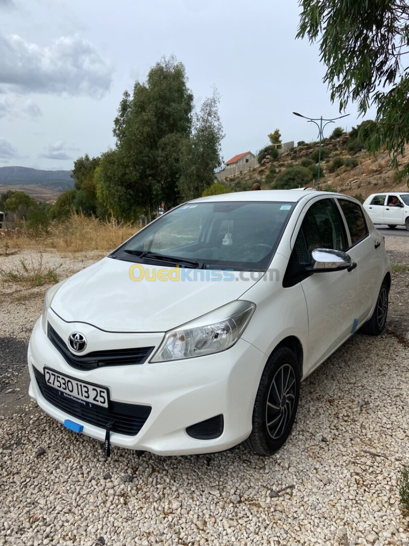 Toyota Yaris 2013 