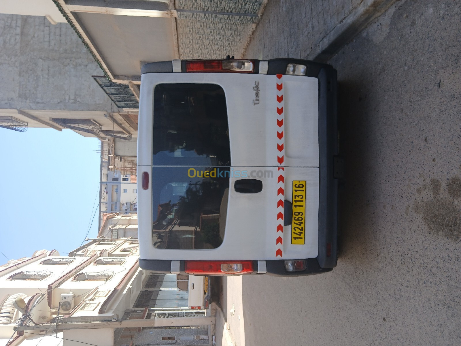 Renault Trafic 2013 9 plc