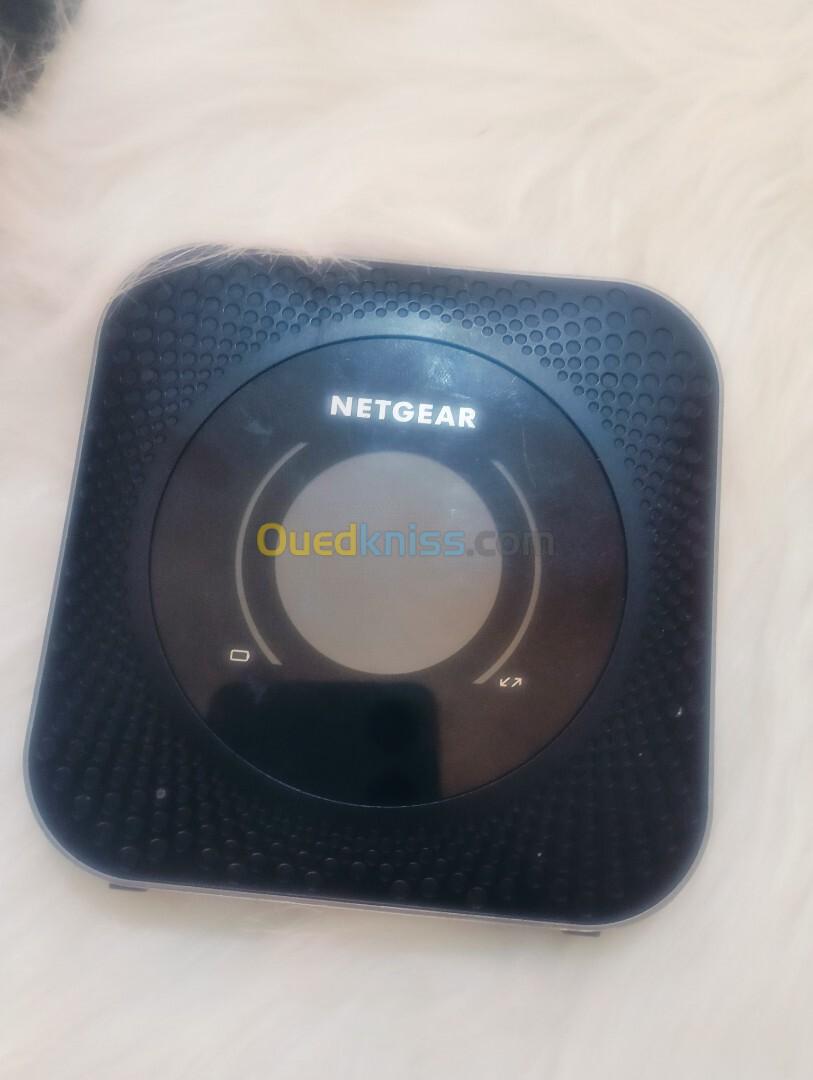 NETGEAR m1