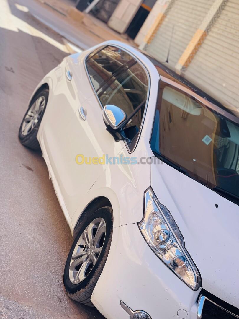 Peugeot 208 2014 Allure