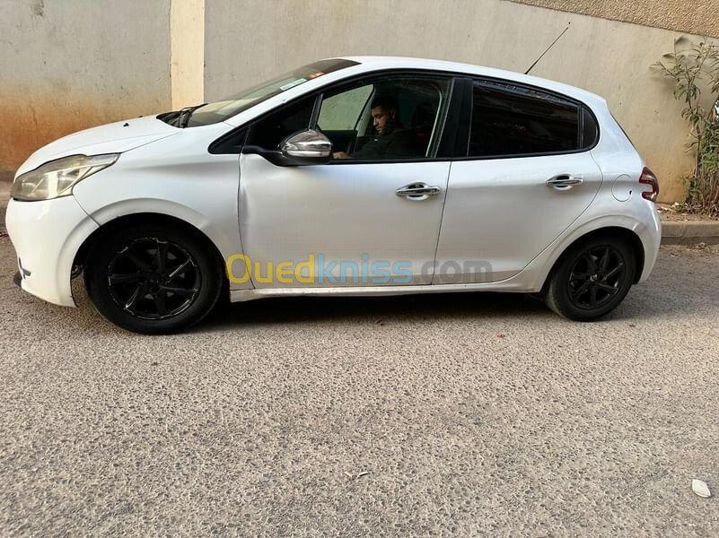 Peugeot 208 2013 Active