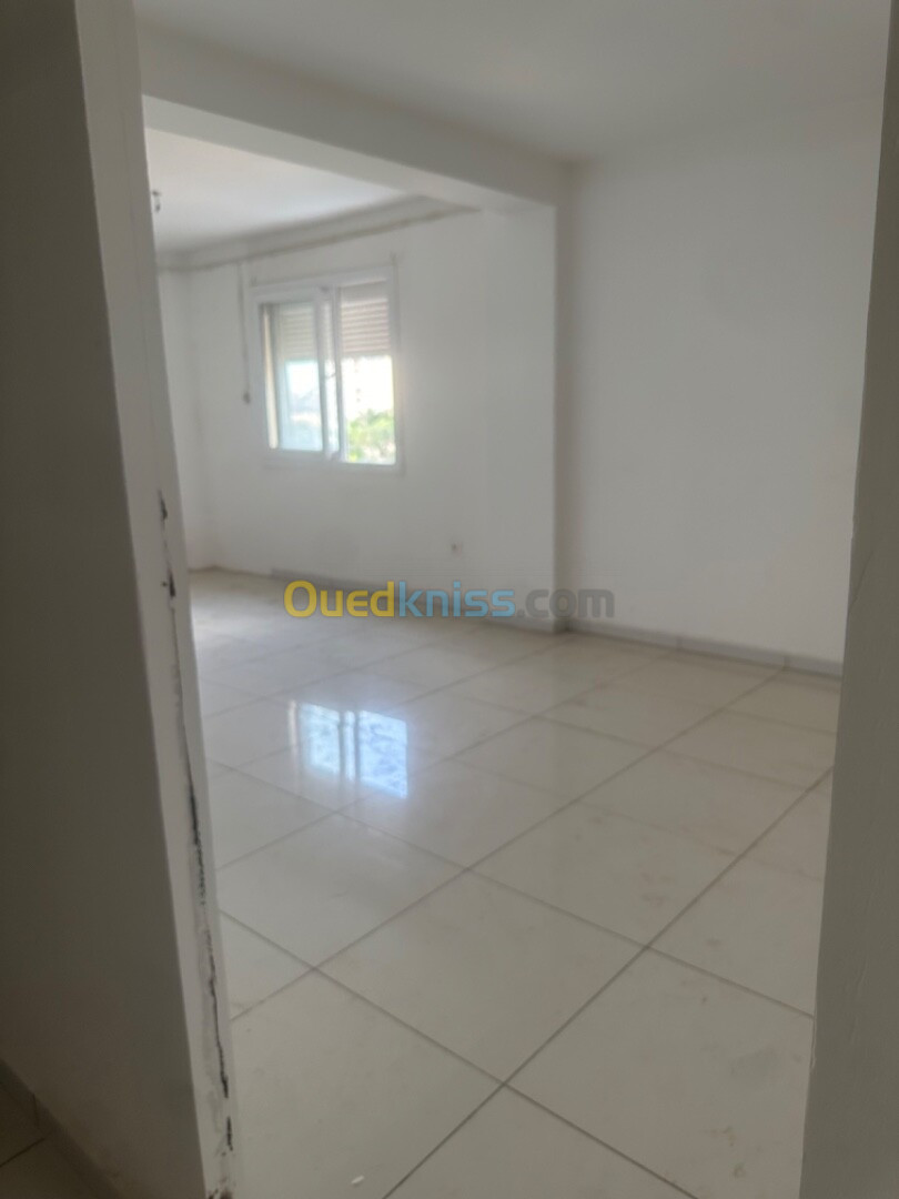 Location Appartement F3 Alger Birkhadem