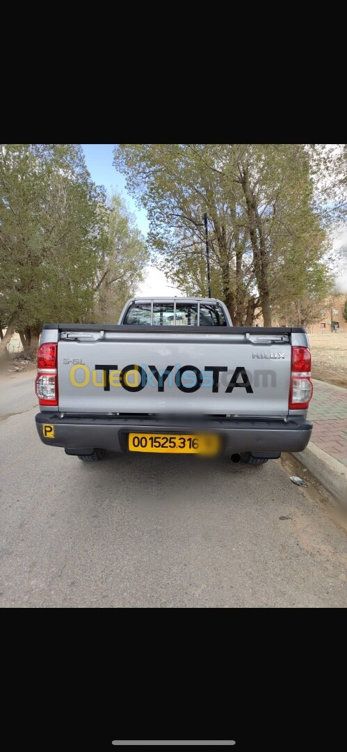 Toyota Hilux 2016 