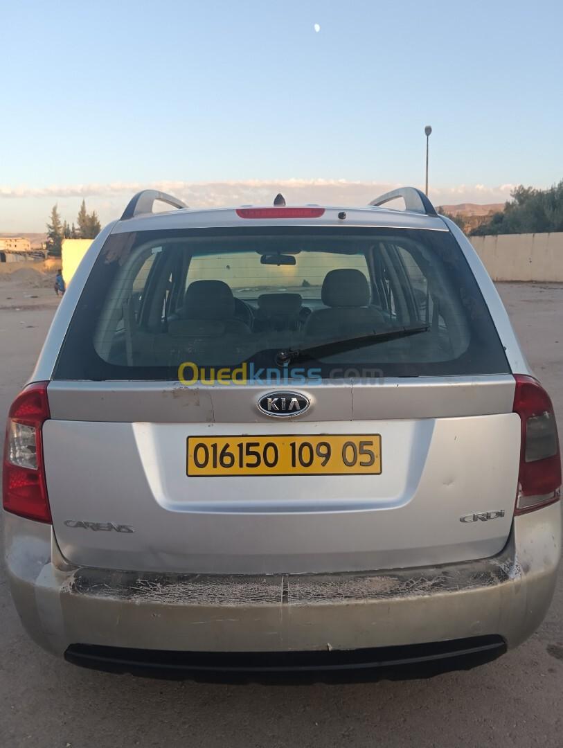 Kia Carens 2009 1