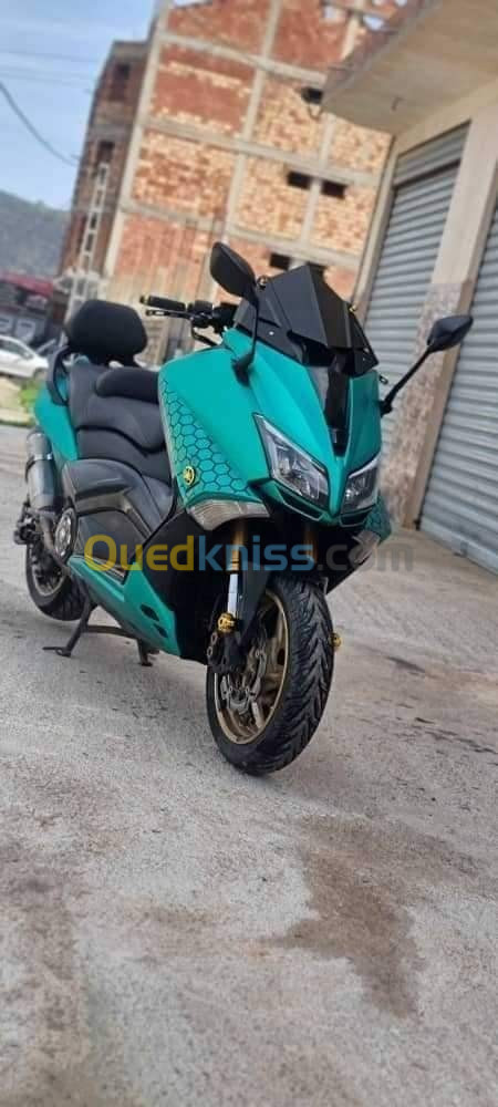 Yamaha Tmax 530 iron 2 2017