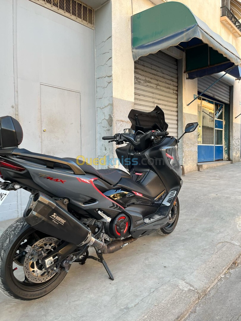 Yamaha Tmax 560 2022