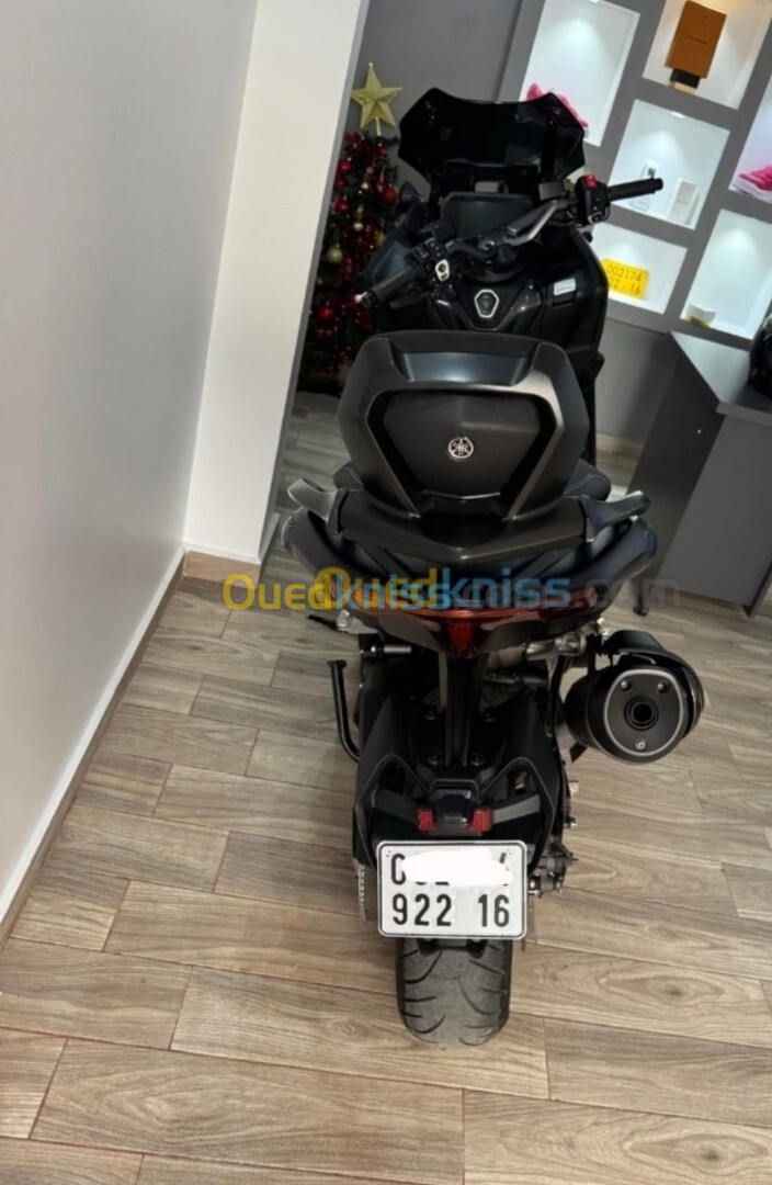 Yamaha Tmax 562 2022