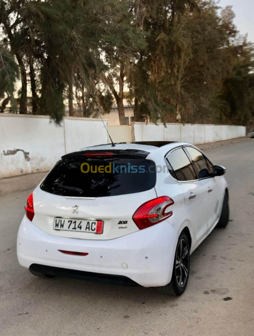 Peugeot 208 2014 Allure