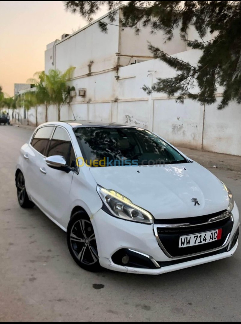 Peugeot 208 2014 Allure