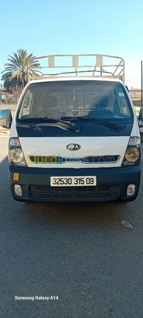 Kia K2700 2015