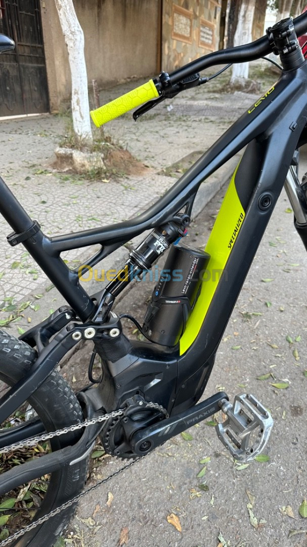 VELO ELECTRIQUE SPECIALIZED LEVO 29"