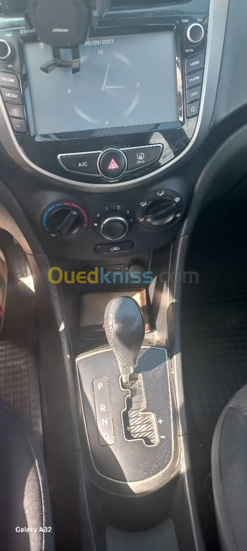 Hyundai Accent RB  4 portes 2018 Accent RB  4 portes