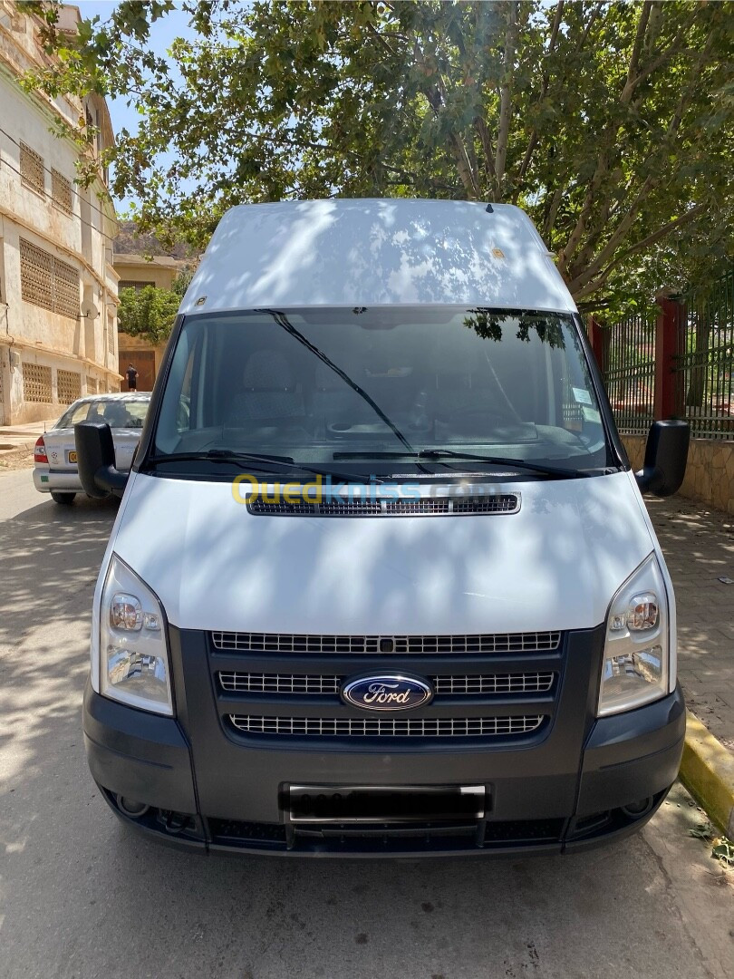 Ford Transit 2015