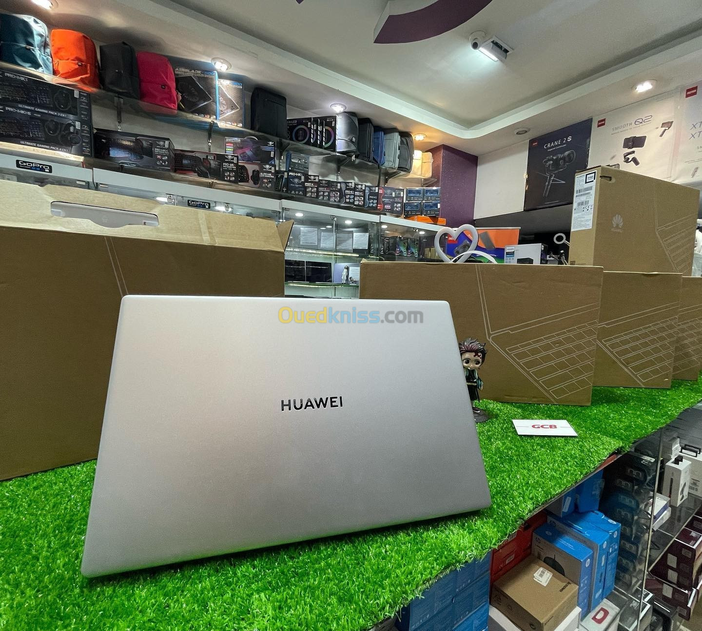 HUAWEI MATEBOOK D15  Core™ i3-10110U 4Mo de cache, jusqu'à 4,10 GHz 8GB 256SSD 15.6" Intel UHD 620