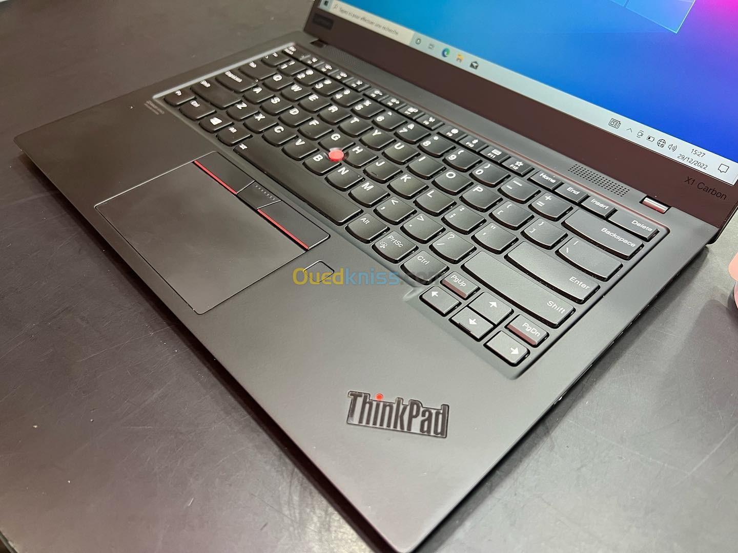 LENOVO THINKPAD X1 CARBON Gen7 Intel Core i7-8565U 8 Mo cache, à 4,60 GHz  16GB  256GB SSD 14" 