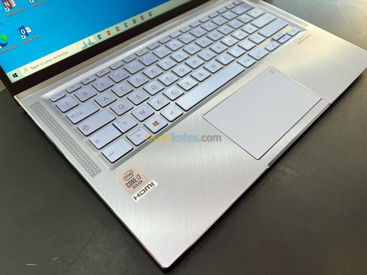 ASUS ZENBOOK UX431F Intel Core i7-10510U 8 Mo de cache, jusqu'à 4,90 GHz RAM 8GB  512GB SSD 14" 