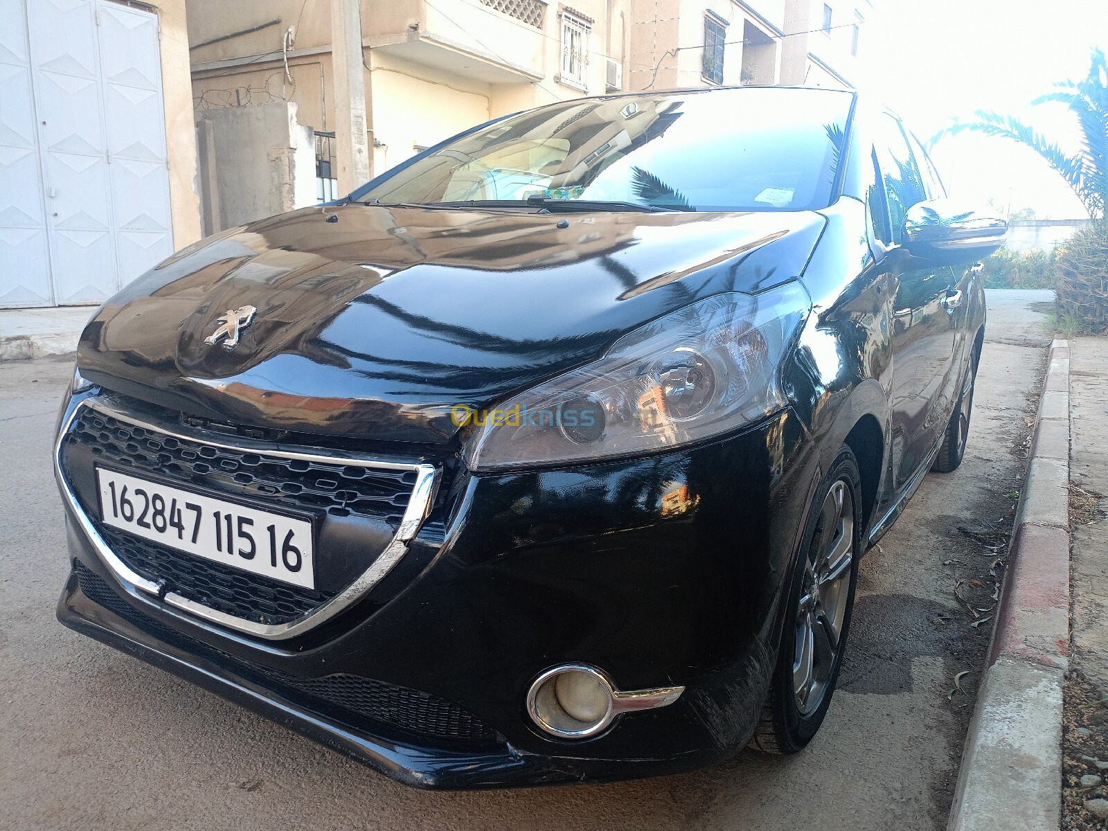 Peugeot 208 2015 Allure