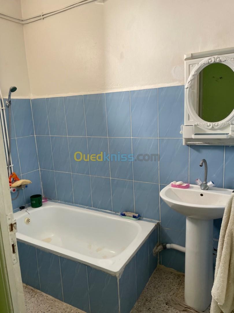 Location vacances Appartement F1 Jijel Jijel