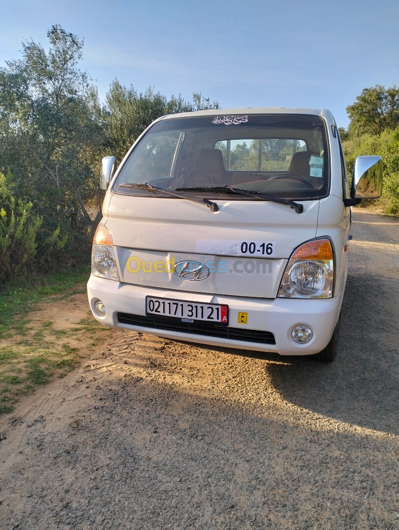 Hyundai H100 