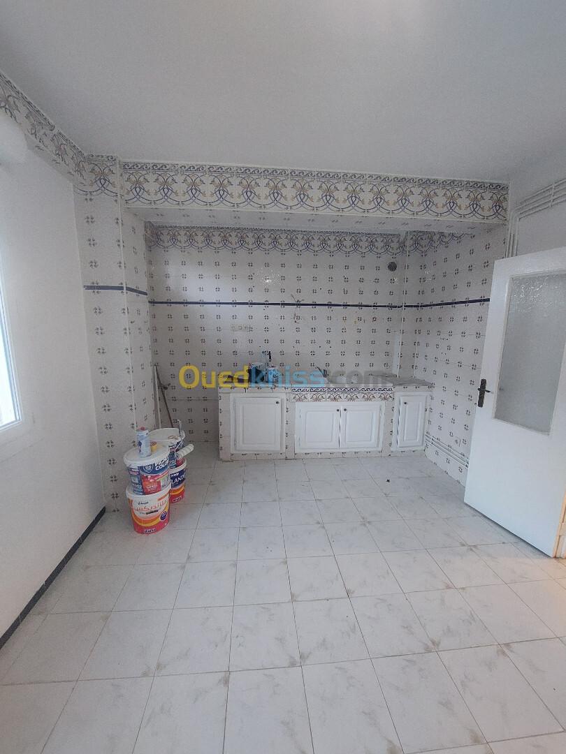 Location Appartement F4 Alger Said hamdine