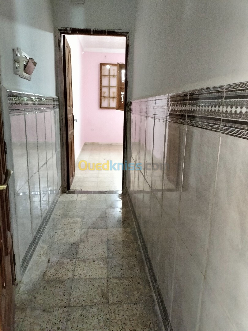 Location Appartement F2 Blida Soumaa