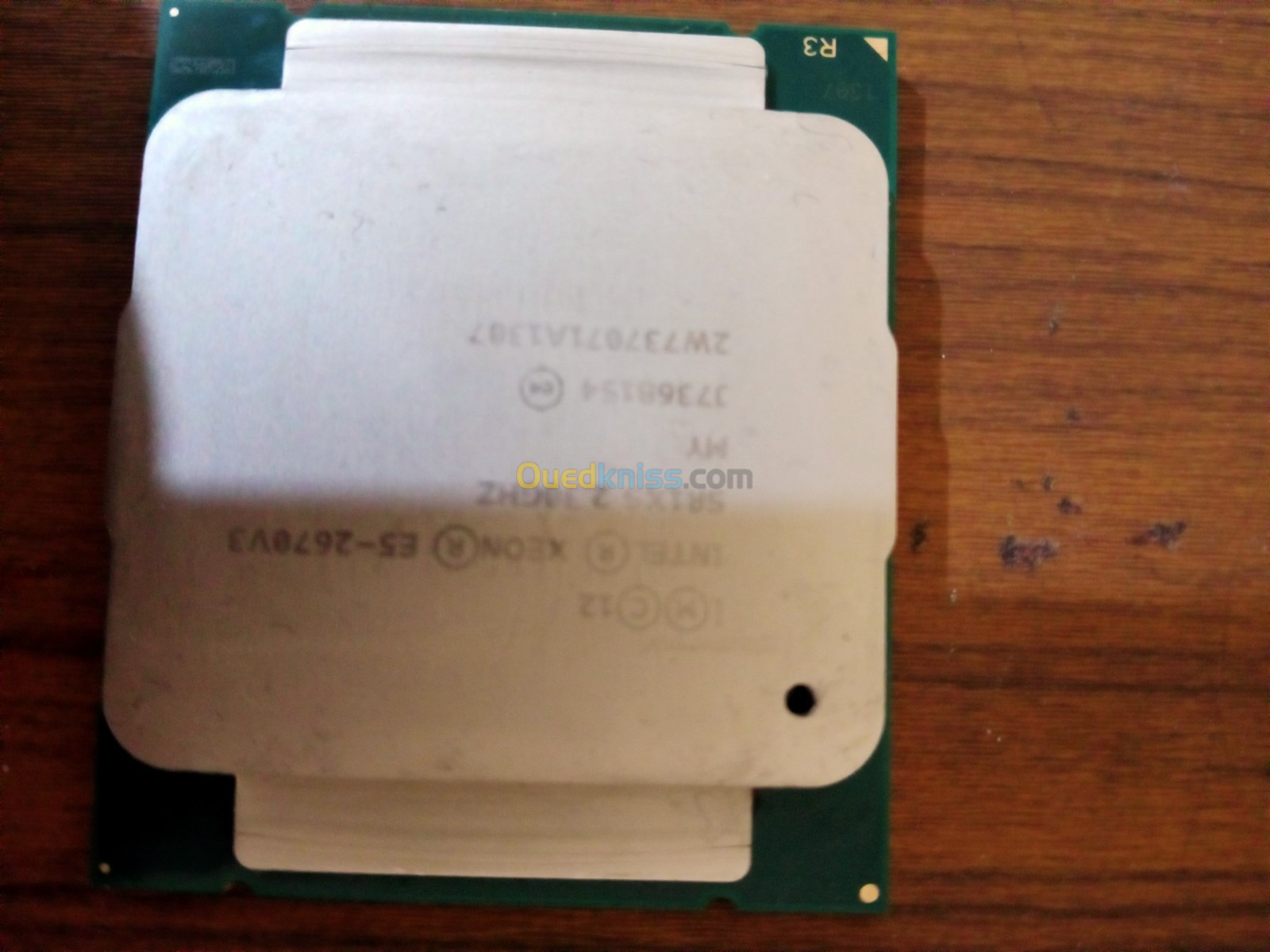 Intel Xeon E5-2670 V3