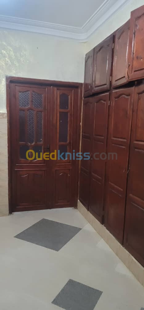 Location Niveau De Villa F4 Alger Bordj el bahri