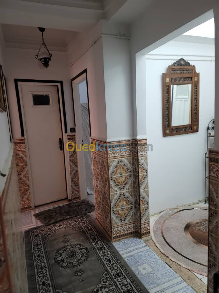 Location vacances Appartement F3 Alger Bordj el bahri