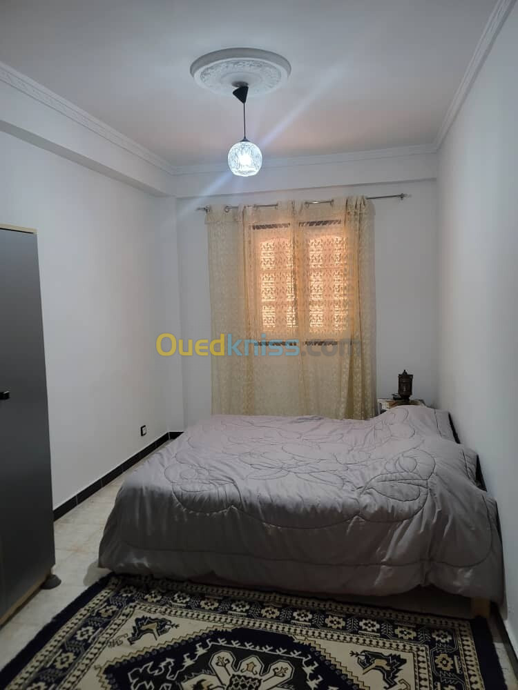 Location vacances Appartement F3 Alger Bordj el bahri