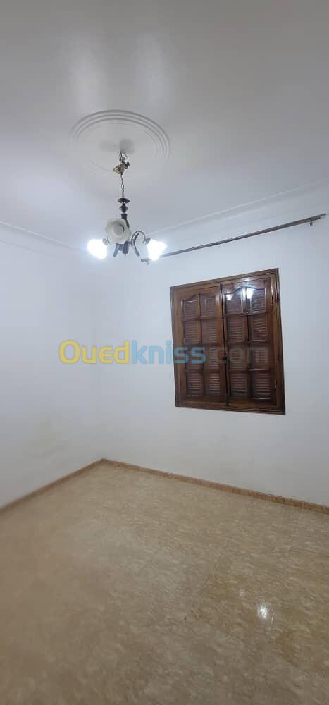 Location Appartement F4 Alger Bordj el bahri