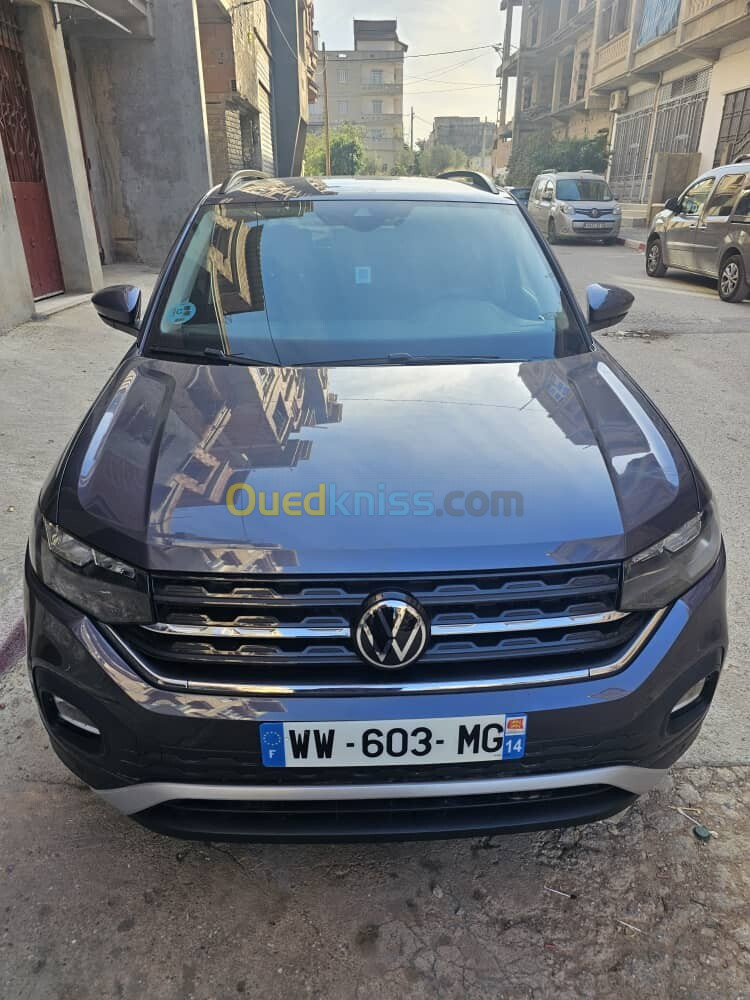 Volkswagen T-cross 2022 Essence 1.0