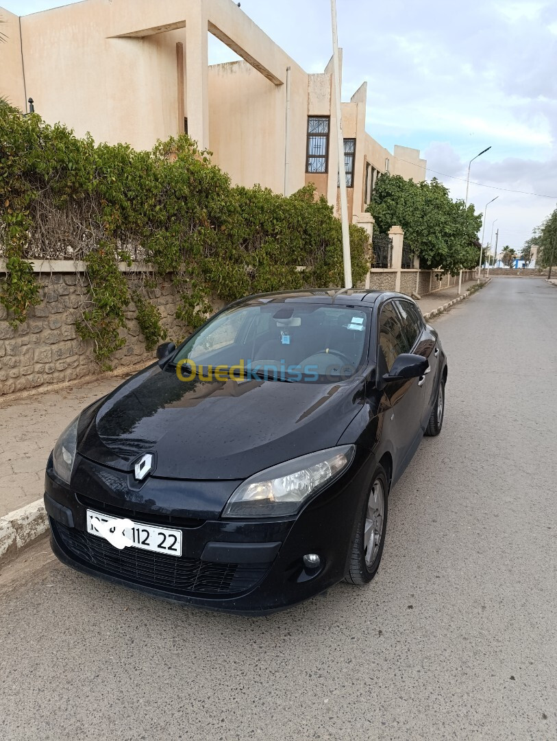 Renault Megane 3 2012 Bose