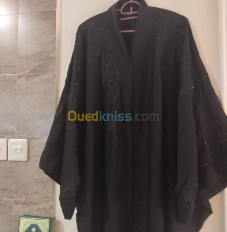 Abayas ramenees dARABIE SAUDITE neuves