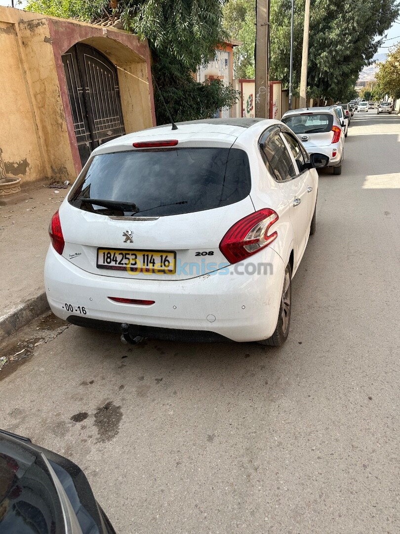 Peugeot 208 2014 Allure