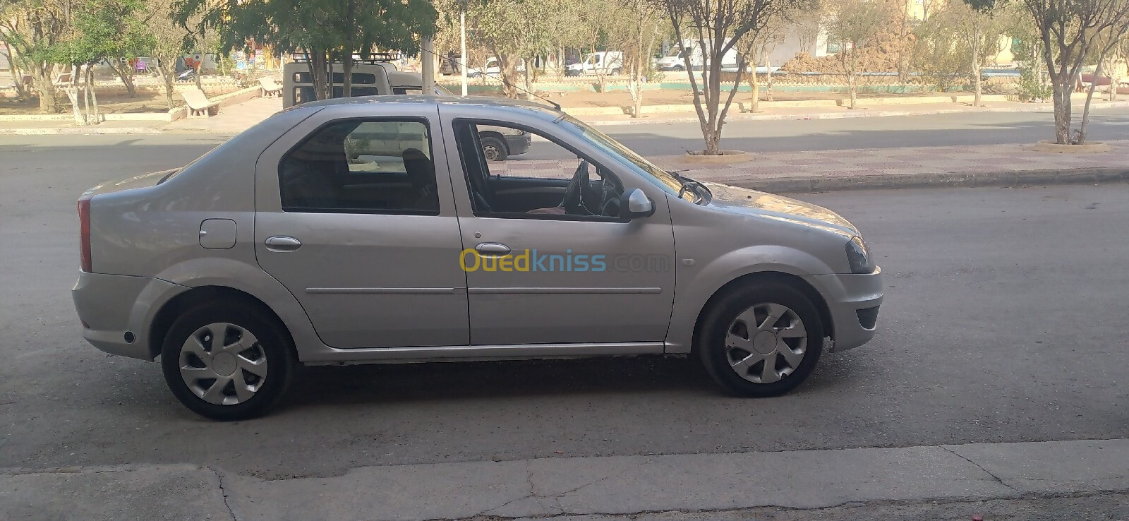 Dacia Logan 2010 gpl