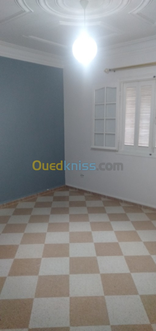 Location Appartement F2 Alger Birkhadem