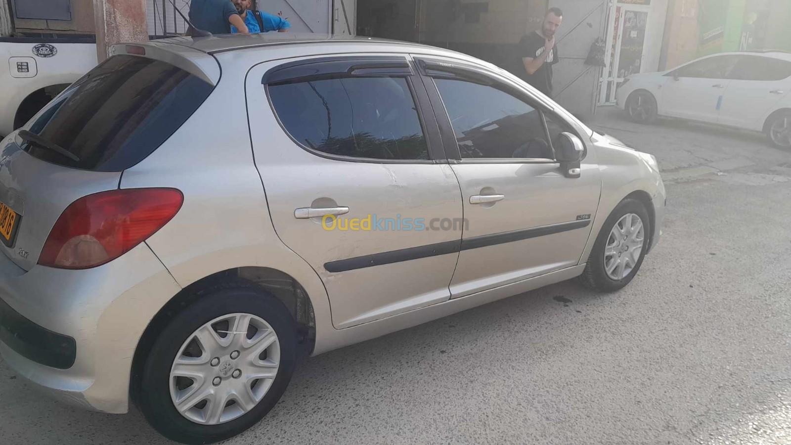 Peugeot 207 2008 207